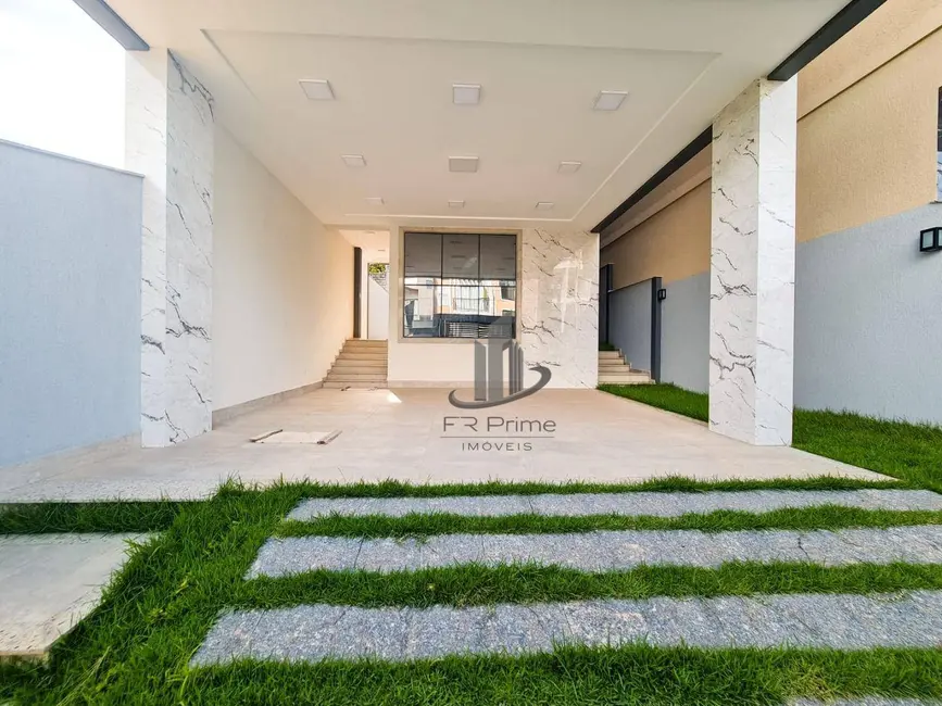 Foto 2 de Casa com 3 quartos à venda, 225m2 em Jardim Belvedere, Volta Redonda - RJ