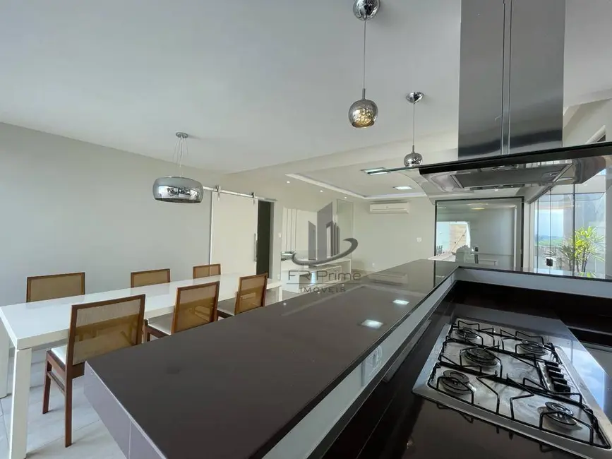 Casa de Condomínio com 3 quartos à venda, 360m2 em Jardim Belvedere, Volta Redonda - RJ - imagem 5 Foto 5 de Casa de Condomínio com 3 quartos à venda, 360m2 em Jardim Belvedere, Volta Redonda - RJ