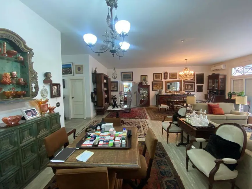 Foto 2 de Casa com 4 quartos à venda, 900m2 em Centro, Barra Do Pirai - RJ