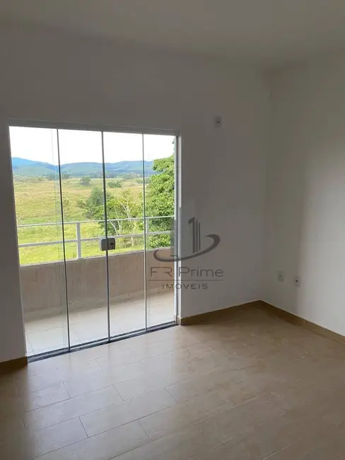 Foto 1 de Casa com 2 quartos à venda, 120m2 em Vila Verde, Resende - RJ