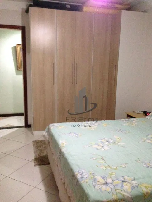 Cobertura com 3 quartos à venda, 208m2 em Aterrado, Volta Redonda - RJ - imagem 5 Foto 5 de Cobertura com 3 quartos à venda, 208m2 em Aterrado, Volta Redonda - RJ