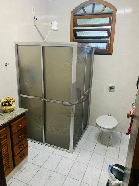 Casa com 4 quartos à venda, 300m2 em Pinheiral - RJ - imagem 4 Foto 4 de Casa com 4 quartos à venda, 300m2 em Pinheiral - RJ