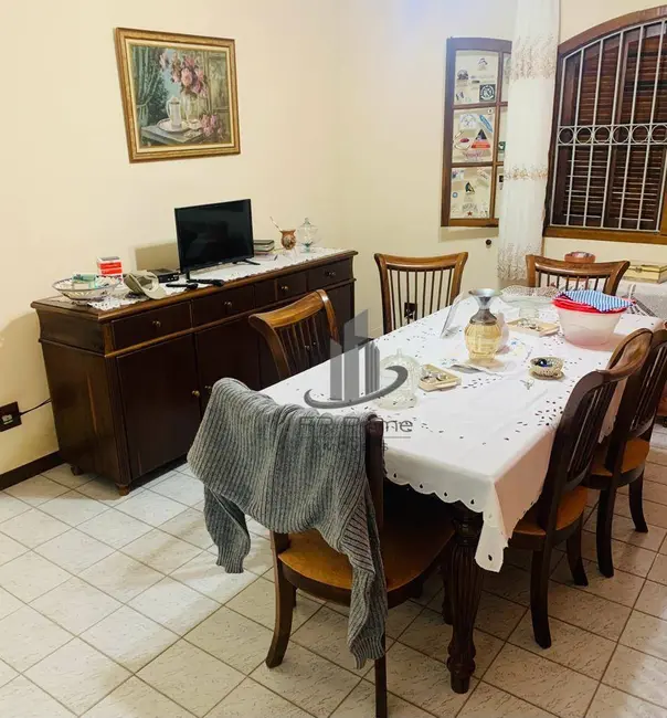 Casa com 4 quartos à venda, 300m2 em Pinheiral - RJ - imagem 5 Foto 5 de Casa com 4 quartos à venda, 300m2 em Pinheiral - RJ