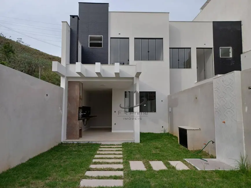 Foto 1 de Casa de Condomínio com 3 quartos à venda, 209m2 em Jardim Belvedere, Volta Redonda - RJ