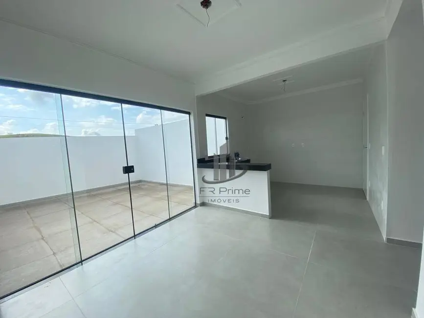 Foto 4 de Casa com 3 quartos à venda, 105m2 em Jardim Amália,  - RJ