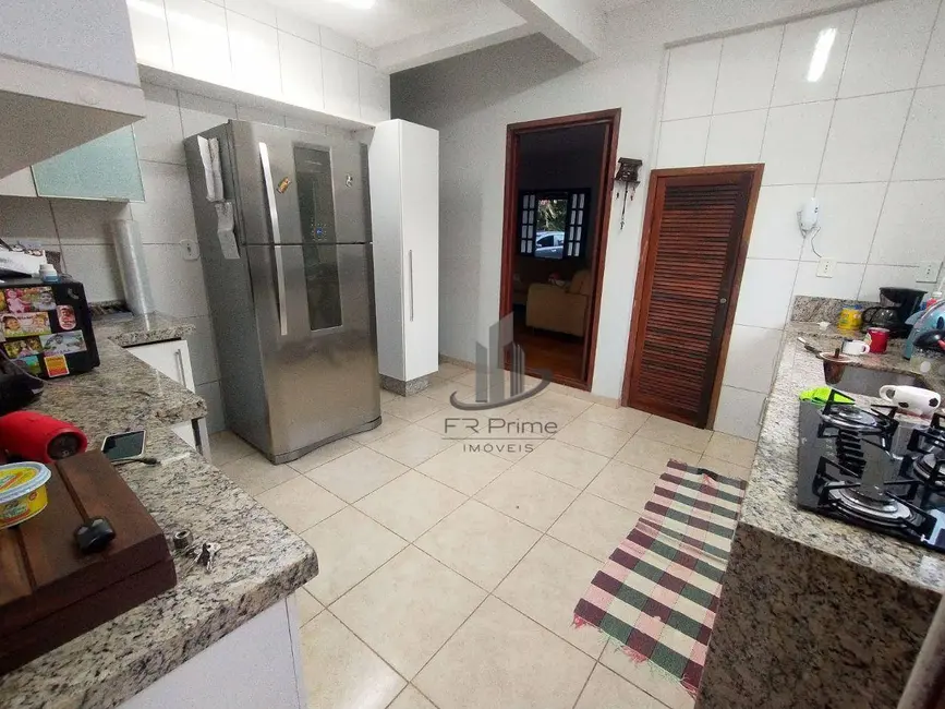 Chácara com 4 quartos à venda, 2150m2 em Pirai - RJ - imagem 5 Foto 5 de Chácara com 4 quartos à venda, 2150m2 em Pirai - RJ