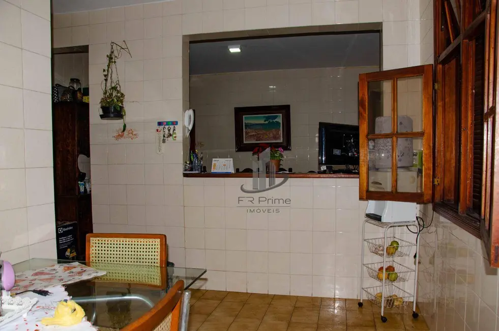 Casa com 6 quartos à venda, 478m2 em Jardim Belvedere, Volta Redonda - RJ - imagem 9 Foto 9 de Casa com 6 quartos à venda, 478m2 em Jardim Belvedere, Volta Redonda - RJ