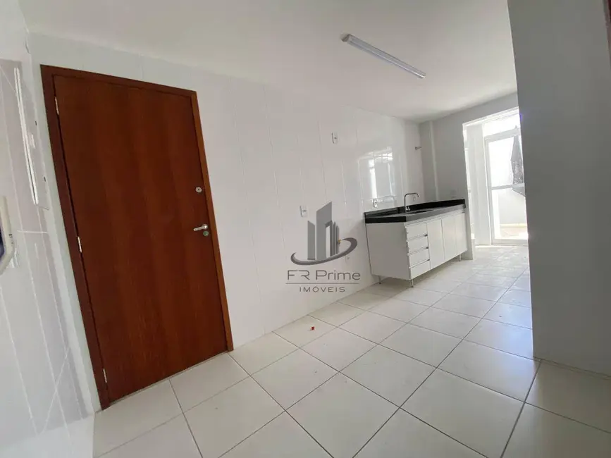 Apartamento com 3 quartos à venda, 154m2 em Jardim Amália, Volta Redonda - RJ - imagem 4 Foto 4 de Apartamento com 3 quartos à venda, 154m2 em Jardim Amália, Volta Redonda - RJ