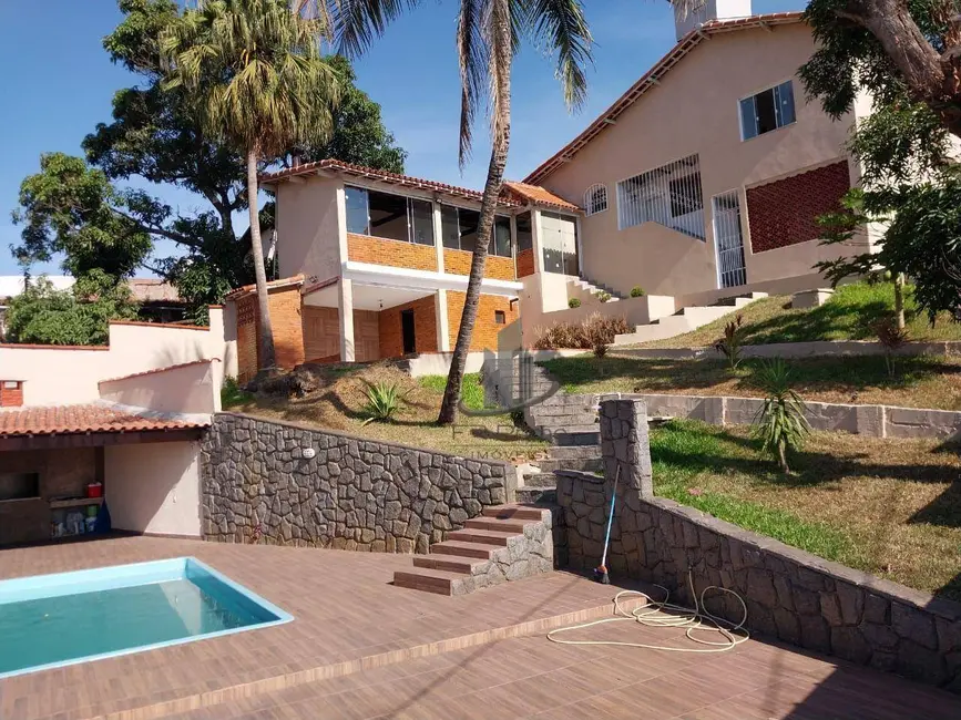 Foto 2 de Casa com 2 quartos à venda, 546m2 em Jardim Suíça, Volta Redonda - RJ