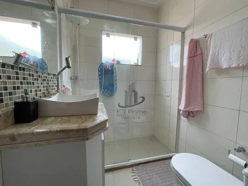 Apartamento com 2 quartos à venda, 97m2 em Bom Jesus, Volta Redonda - RJ - imagem 4 Foto 4 de Apartamento com 2 quartos à venda, 97m2 em Bom Jesus, Volta Redonda - RJ