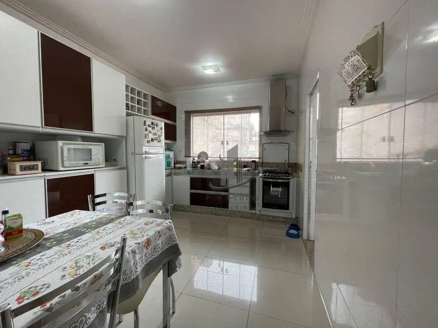 Foto 1 de Apartamento com 2 quartos à venda, 97m2 em Bom Jesus, Volta Redonda - RJ