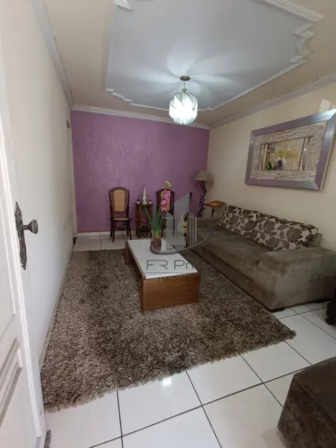 Casa com 4 quartos à venda, 162m2 em Volta Grande, Volta Redonda - RJ - imagem 1 Foto 1 de Casa com 4 quartos à venda, 162m2 em Volta Grande, Volta Redonda - RJ