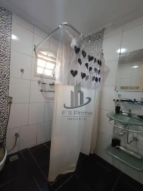 Casa com 4 quartos à venda, 162m2 em Volta Grande, Volta Redonda - RJ - imagem 4 Foto 4 de Casa com 4 quartos à venda, 162m2 em Volta Grande, Volta Redonda - RJ