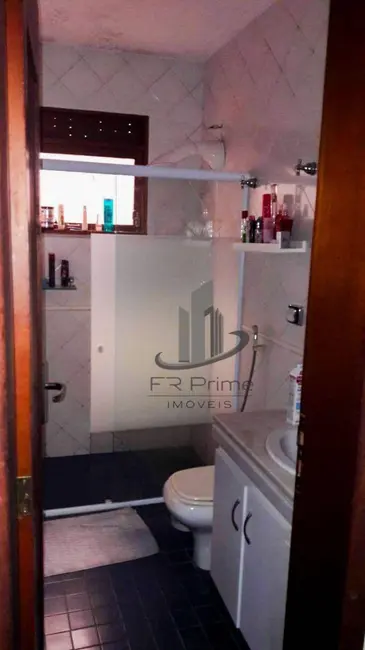 Casa com 3 quartos à venda, 420m2 em Jardim Normandia, Volta Redonda - RJ - imagem 6 Foto 6 de Casa com 3 quartos à venda, 420m2 em Jardim Normandia, Volta Redonda - RJ