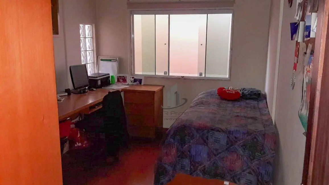 Casa com 3 quartos à venda, 420m2 em Jardim Normandia, Volta Redonda - RJ - imagem 7 Foto 7 de Casa com 3 quartos à venda, 420m2 em Jardim Normandia, Volta Redonda - RJ