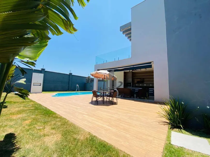 Foto 4 de Casa de Condomínio com 3 quartos à venda, 444m2 em Volta Redonda - RJ