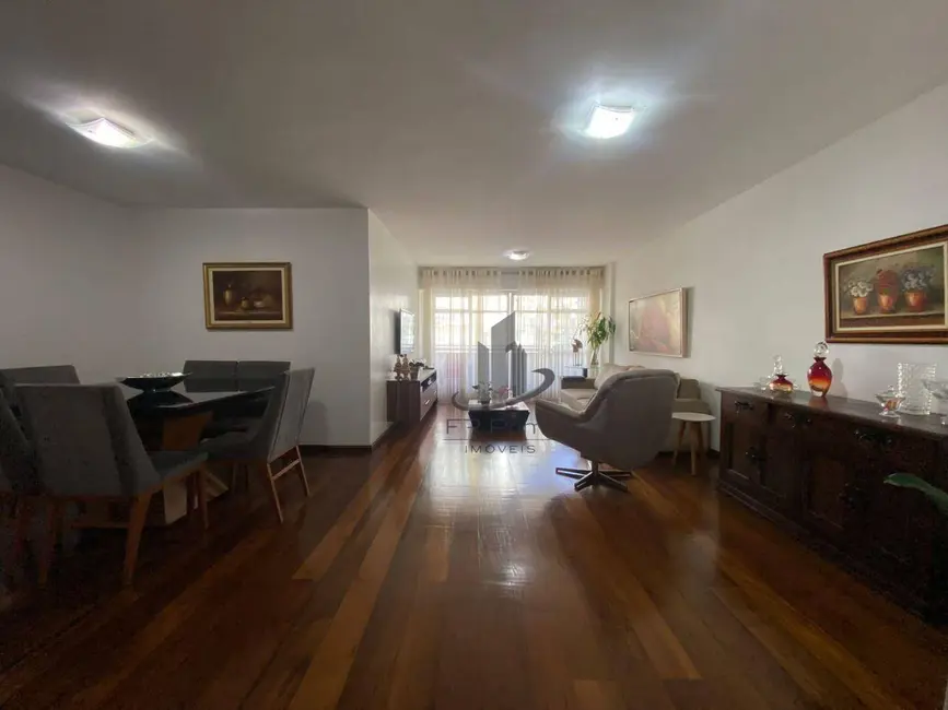 Foto 2 de Apartamento com 4 quartos à venda, 231m2 em São Geraldo, Volta Redonda - RJ