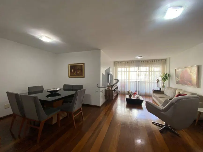 Foto 1 de Apartamento com 4 quartos à venda, 231m2 em São Geraldo, Volta Redonda - RJ