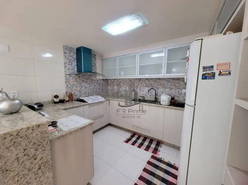 Casa com 5 quartos à venda, 267m2 em Sessenta, Volta Redonda - RJ - imagem 4 Foto 4 de Casa com 5 quartos à venda, 267m2 em Sessenta, Volta Redonda - RJ
