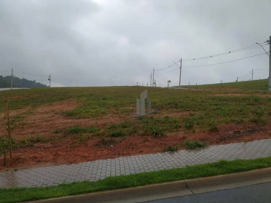 Foto 1 de Terreno / Lote à venda, 251m2 em Vila Rica, Volta Redonda - RJ