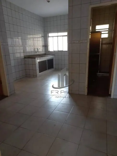 Casa com 3 quartos à venda, 168m2 em São Luís, Barra Mansa - RJ - imagem 4 Foto 4 de Casa com 3 quartos à venda, 168m2 em São Luís, Barra Mansa - RJ