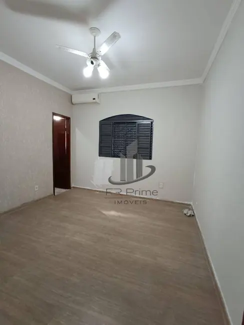 Casa com 3 quartos à venda, 277m2 em Sessenta, Volta Redonda - RJ - imagem 7 Foto 7 de Casa com 3 quartos à venda, 277m2 em Sessenta, Volta Redonda - RJ