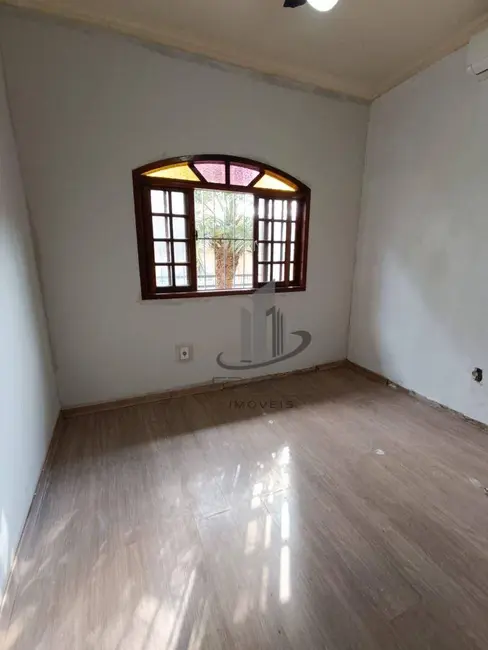 Casa com 3 quartos à venda, 277m2 em Sessenta, Volta Redonda - RJ - imagem 8 Foto 8 de Casa com 3 quartos à venda, 277m2 em Sessenta, Volta Redonda - RJ