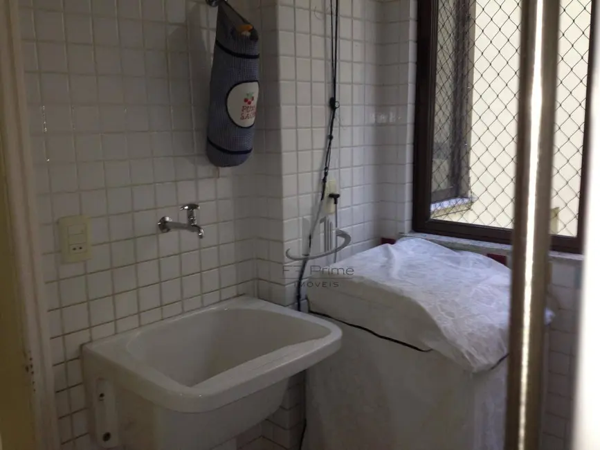 Apartamento com 3 quartos à venda, 139m2 em Laranjal, Volta Redonda - RJ - imagem 8 Foto 8 de Apartamento com 3 quartos à venda, 139m2 em Laranjal, Volta Redonda - RJ