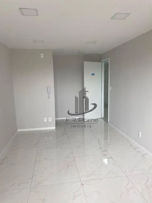 Foto 2 de Sala Comercial para alugar, 25m2 em Laranjal, Volta Redonda - RJ