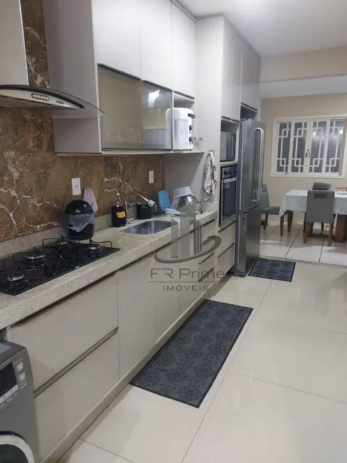 Casa com 2 quartos à venda, 188m2 em Retiro, Volta Redonda - RJ - imagem 6 Foto 6 de Casa com 2 quartos à venda, 188m2 em Retiro, Volta Redonda - RJ