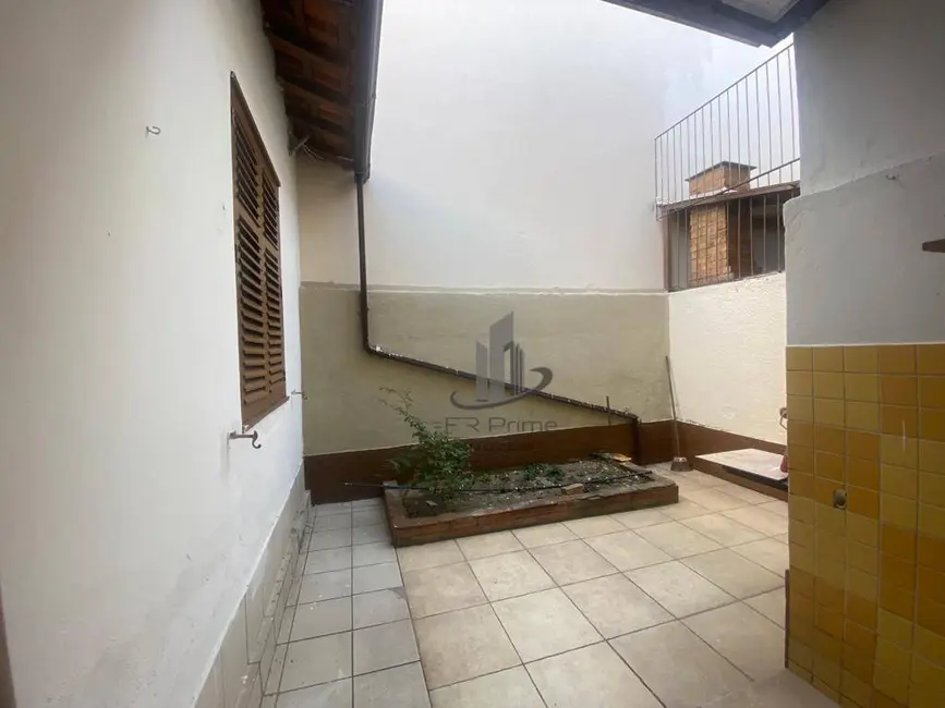 Foto 8 de Casa com 3 quartos para alugar, 148m2 em Vila Santa Cecília, Volta Redonda - RJ