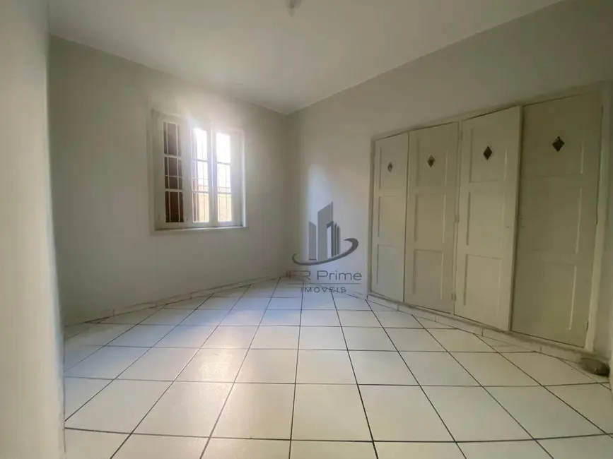 Foto 7 de Casa com 3 quartos para alugar, 148m2 em Vila Santa Cecília, Volta Redonda - RJ