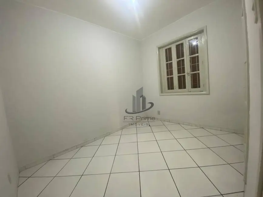 Foto 6 de Casa com 3 quartos para alugar, 148m2 em Vila Santa Cecília, Volta Redonda - RJ