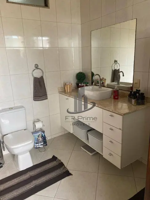 Foto 8 de Casa com 5 quartos à venda, 305m2 em Jardim Amália, Volta Redonda - RJ