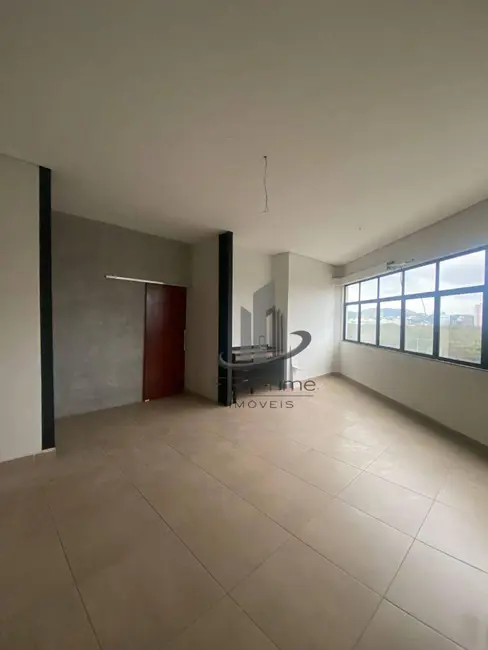 Foto 4 de Sala Comercial para alugar, 26m2 em Jardim Normandia, Volta Redonda - RJ