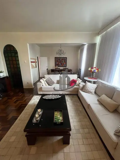 Foto 2 de Apartamento com 3 quartos à venda, 194m2 em Vila Santa Cecília, Volta Redonda - RJ