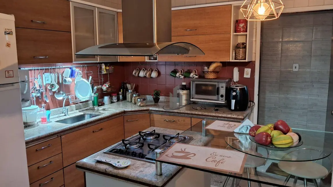 Apartamento com 3 quartos à venda, 273m2 em Aterrado, Volta Redonda - RJ - imagem 3 Foto 3 de Apartamento com 3 quartos à venda, 273m2 em Aterrado, Volta Redonda - RJ