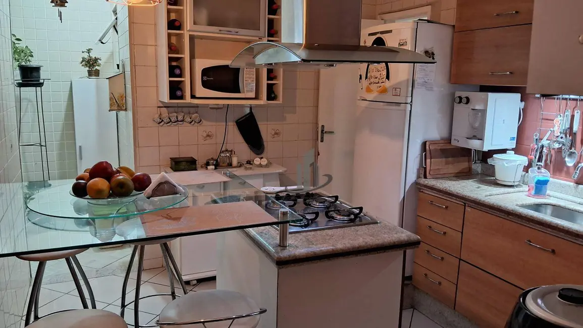 Apartamento com 3 quartos à venda, 273m2 em Aterrado, Volta Redonda - RJ - imagem 5 Foto 5 de Apartamento com 3 quartos à venda, 273m2 em Aterrado, Volta Redonda - RJ
