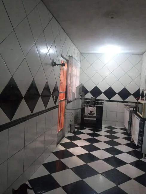 Casa com 4 quartos à venda, 209m2 em Sidervile, Volta Redonda - RJ - imagem 9 Foto 9 de Casa com 4 quartos à venda, 209m2 em Sidervile, Volta Redonda - RJ