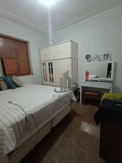 Casa com 3 quartos à venda, 89m2 em Vila Santa Cecília, Volta Redonda - RJ - imagem 4 Foto 4 de Casa com 3 quartos à venda, 89m2 em Vila Santa Cecília, Volta Redonda - RJ