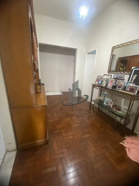 Casa com 4 quartos à venda, 660m2 em Vila Mury, Volta Redonda - RJ - imagem 9 Foto 9 de Casa com 4 quartos à venda, 660m2 em Vila Mury, Volta Redonda - RJ