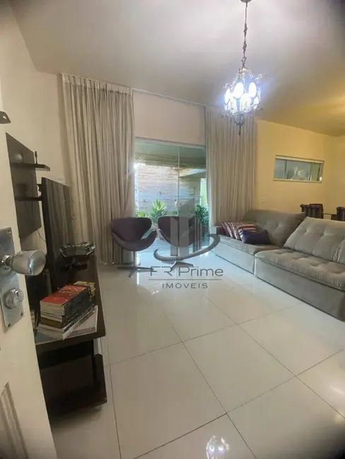 Casa com 4 quartos à venda, 660m2 em Vila Mury, Volta Redonda - RJ - imagem 7 Foto 7 de Casa com 4 quartos à venda, 660m2 em Vila Mury, Volta Redonda - RJ