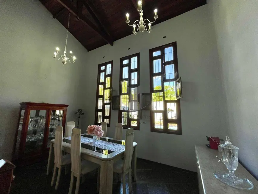 Casa com 5 quartos à venda, 540m2 em Jardim Esperança, Volta Redonda - RJ - imagem 9 Foto 9 de Casa com 5 quartos à venda, 540m2 em Jardim Esperança, Volta Redonda - RJ