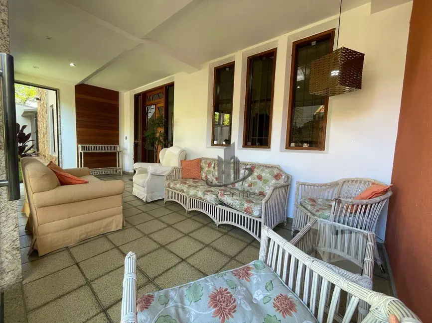 Casa com 5 quartos à venda, 540m2 em Jardim Esperança, Volta Redonda - RJ - imagem 4 Foto 4 de Casa com 5 quartos à venda, 540m2 em Jardim Esperança, Volta Redonda - RJ
