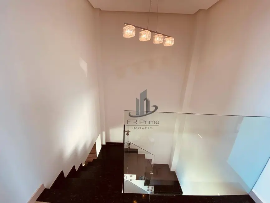 Casa com 3 quartos à venda, 354m2 em Jardim Belvedere, Volta Redonda - RJ - imagem 9 Foto 9 de Casa com 3 quartos à venda, 354m2 em Jardim Belvedere, Volta Redonda - RJ