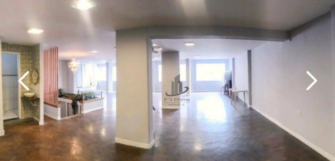 Loja para alugar, 120m2 em Centro, Volta Redonda - RJ - imagem 2 Foto 2 de Loja para alugar, 120m2 em Centro, Volta Redonda - RJ