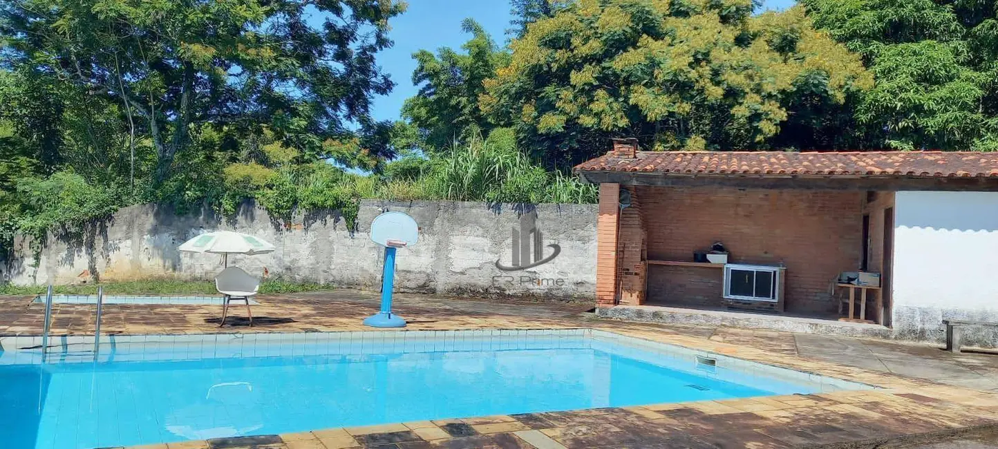 Foto 1 de Chácara com 10 quartos à venda, 16870m2 em Centro, Pirai - RJ