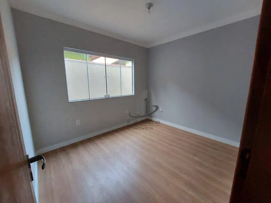 Casa com 2 quartos à venda, 180m2 em Centro, Barra Do Pirai - RJ - imagem 8 Foto 8 de Casa com 2 quartos à venda, 180m2 em Centro, Barra Do Pirai - RJ