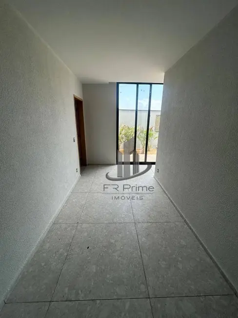 Casa com 3 quartos à venda, 368m2 em Jardim Belvedere, Volta Redonda - RJ - imagem 9 Foto 9 de Casa com 3 quartos à venda, 368m2 em Jardim Belvedere, Volta Redonda - RJ