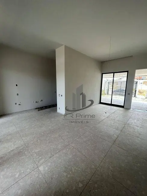 Casa com 3 quartos à venda, 368m2 em Jardim Belvedere, Volta Redonda - RJ - imagem 3 Foto 3 de Casa com 3 quartos à venda, 368m2 em Jardim Belvedere, Volta Redonda - RJ